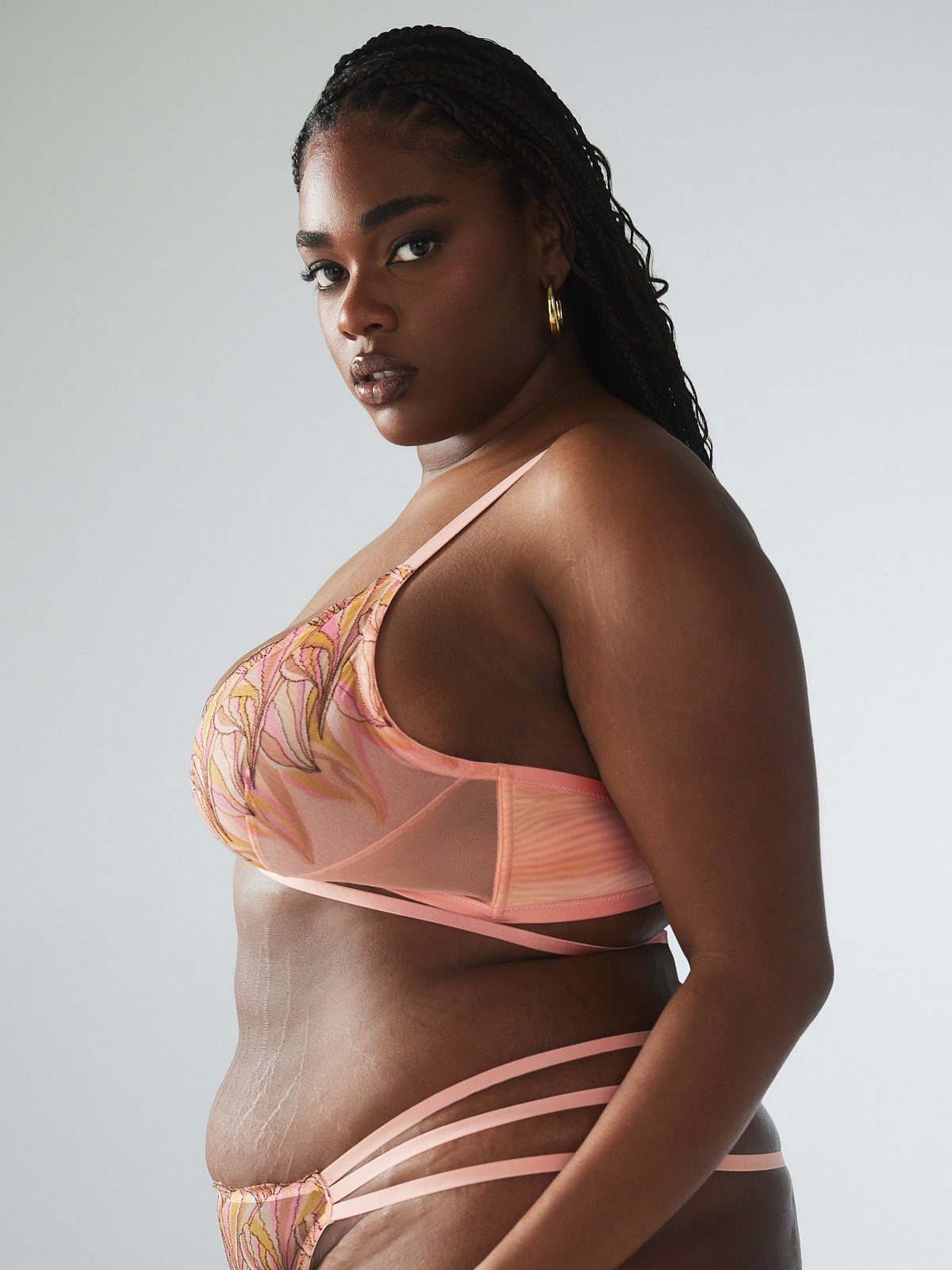 BENEATH-THE-SURFACE-EMBROIDERED-TRIANGLE-BRALETTE-BB2355249-6623-3-1200×1600