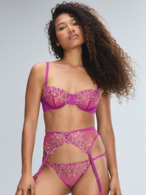 Charmbeat Garter Belt