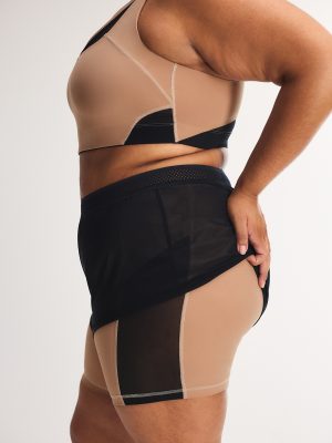 Cool Curves Medium-Impact Mesh-Trim Sports Bra