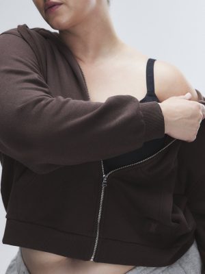 Essential Fleece Logo Graphic Zip-Up Hoodie