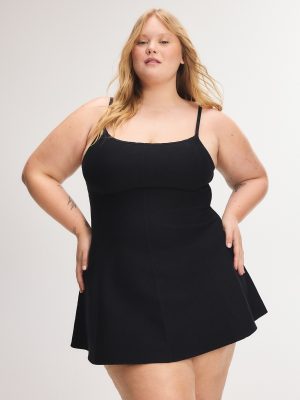 Flirty Figure Mini Dress