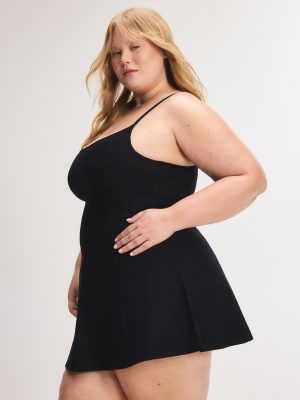 Flirty Figure Mini Dress