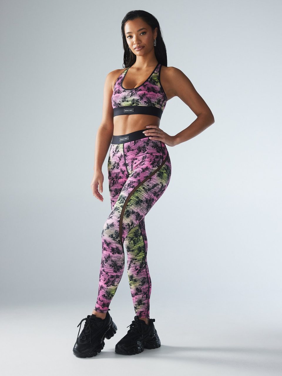 Flow High-Waist Trimmed Legging