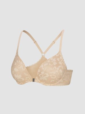 Lavish Lace Front-Closure Push-Up Bra