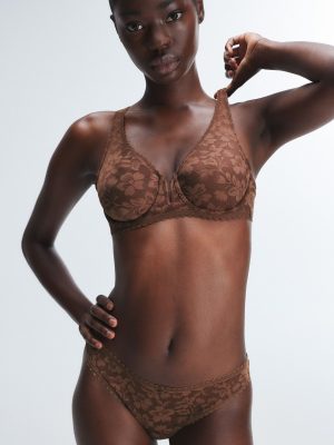 Lavish Lace Unlined Full-Coverage Bra