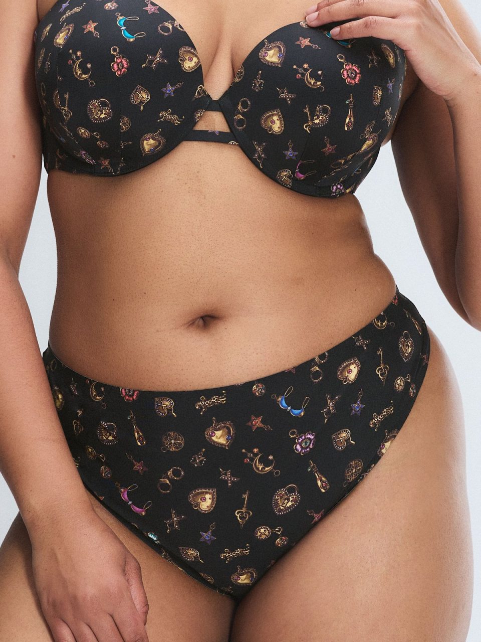 NEW Microfiber No-Show Thong Panty