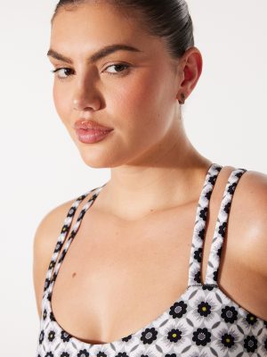 On Rihpeat Low-Impact Sports Bra