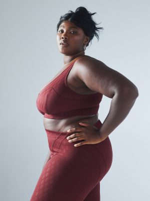 Peak Performance Low-Impact X Mesh Sports Bra