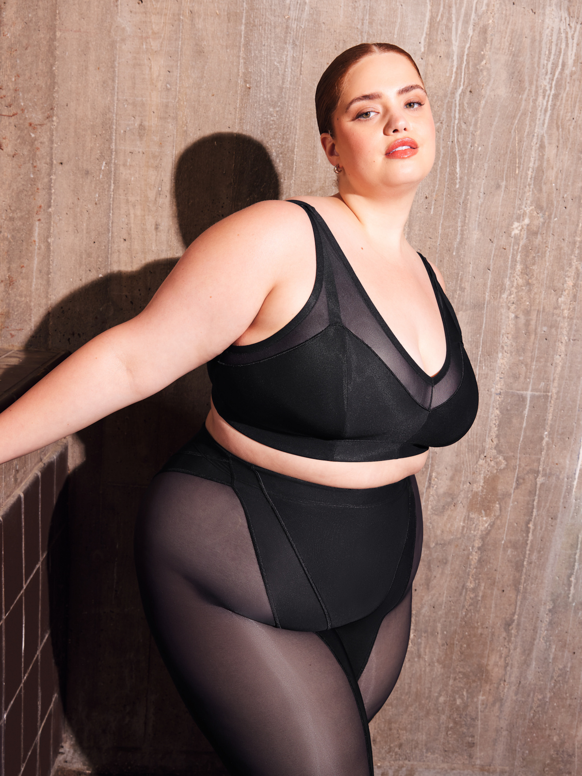 PEAK-PERFORMANCE-LOW-IMPACT-MESH-SPORTS-BRA-SV2355703-0687-3-1200×1600