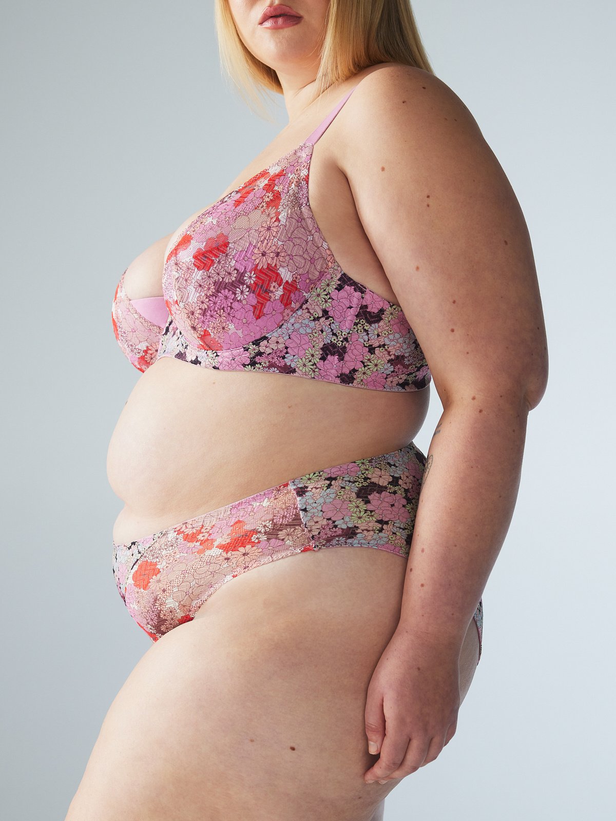 PENTHOUSE-SWEET-LACE-HIGH-LEG-BIKINI-PANTY-UD2355117-6522-3-1200×1600