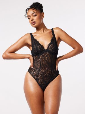 Romantic Corded Lace Underwire Teddy
