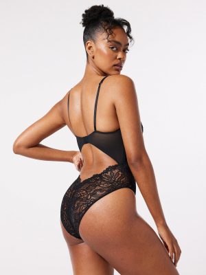 Romantic Corded Lace Underwire Teddy