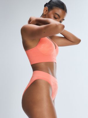 Seamless Floral High-Waist Bikini Panty