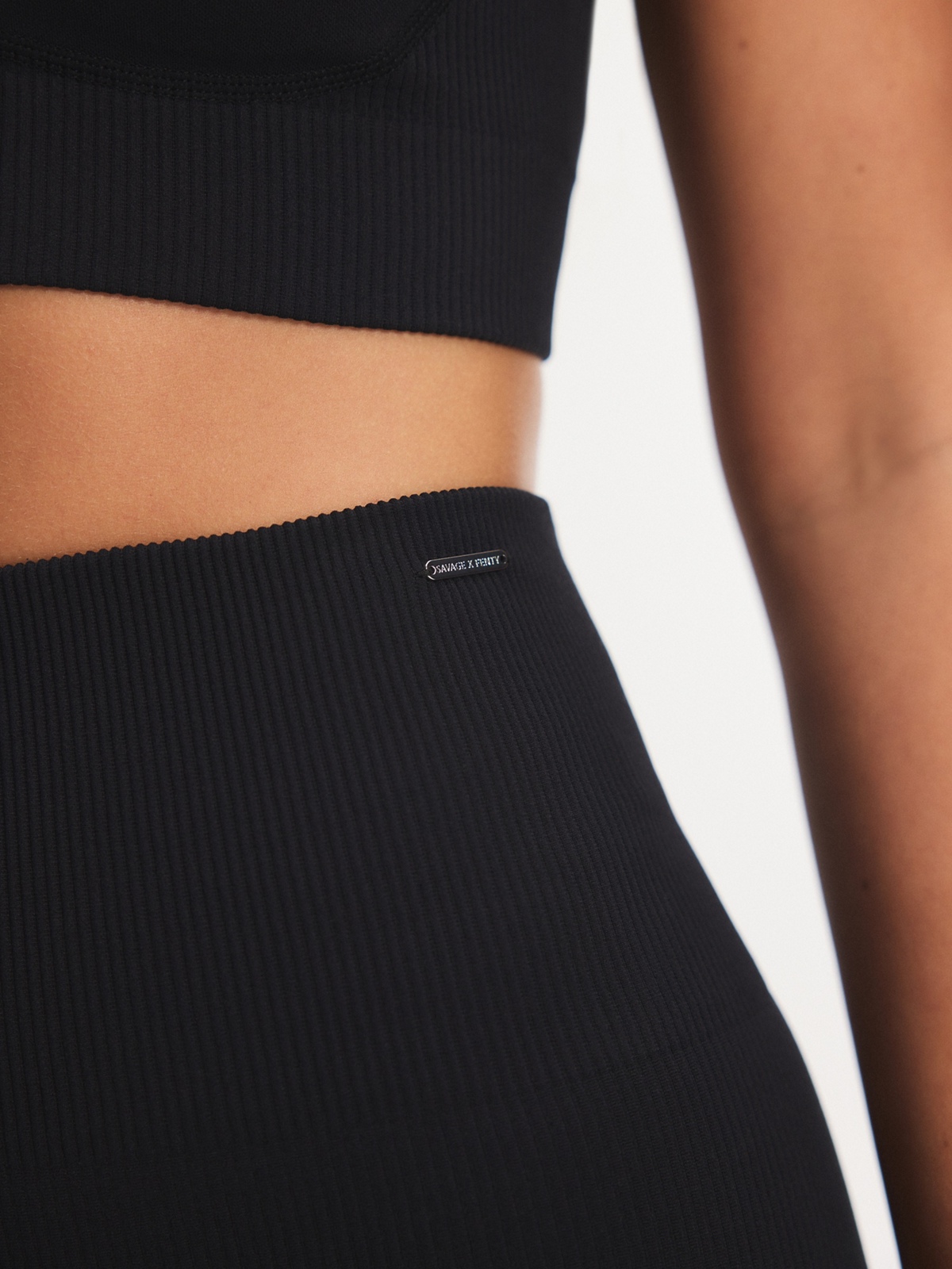 SEAMLESS-RIB-SPORT-HIGH-WAIST-LEGGING-XB2500501-1533-5-1200×1600