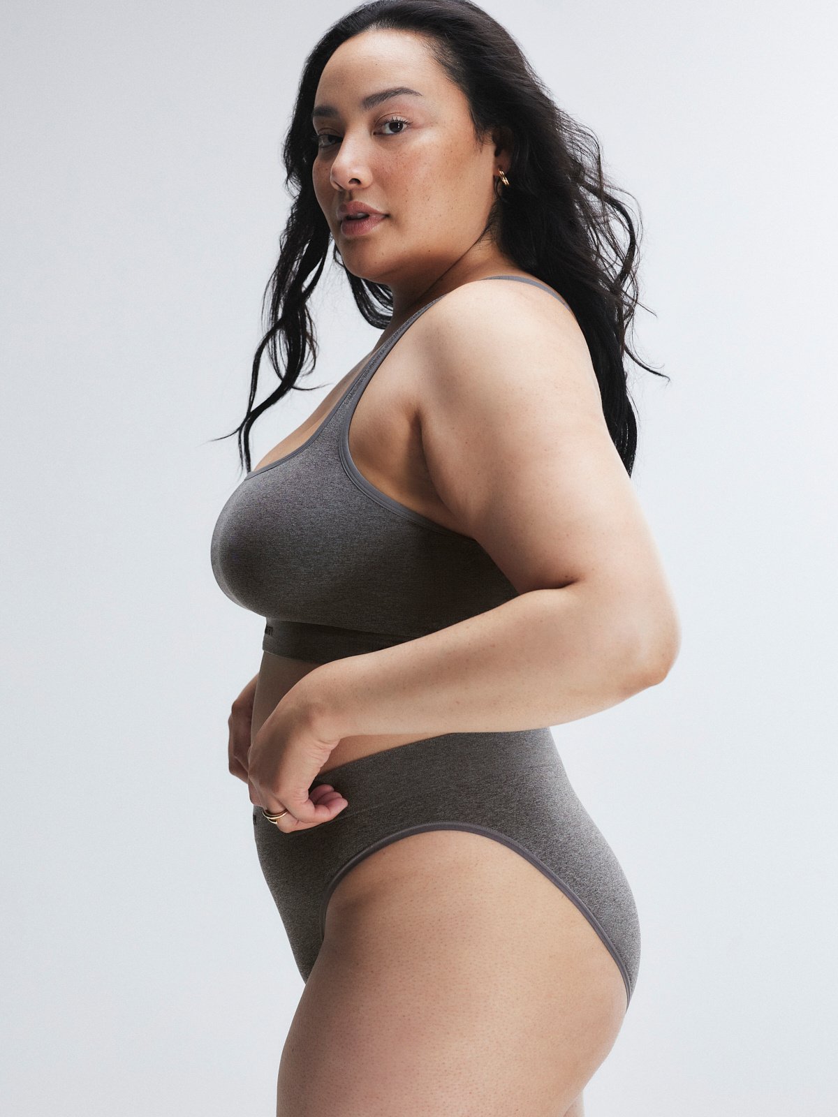 SEAMLESS-SCOOP-NECK-BRALETTE-BB2500508-0886-3-1200×1600