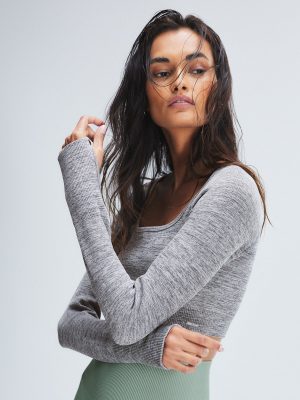 Seamless Rib Sport Long-Sleeve Cropped Bra Top