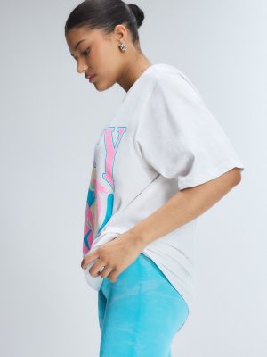 Weekender Jersey Classic Graphic Tee