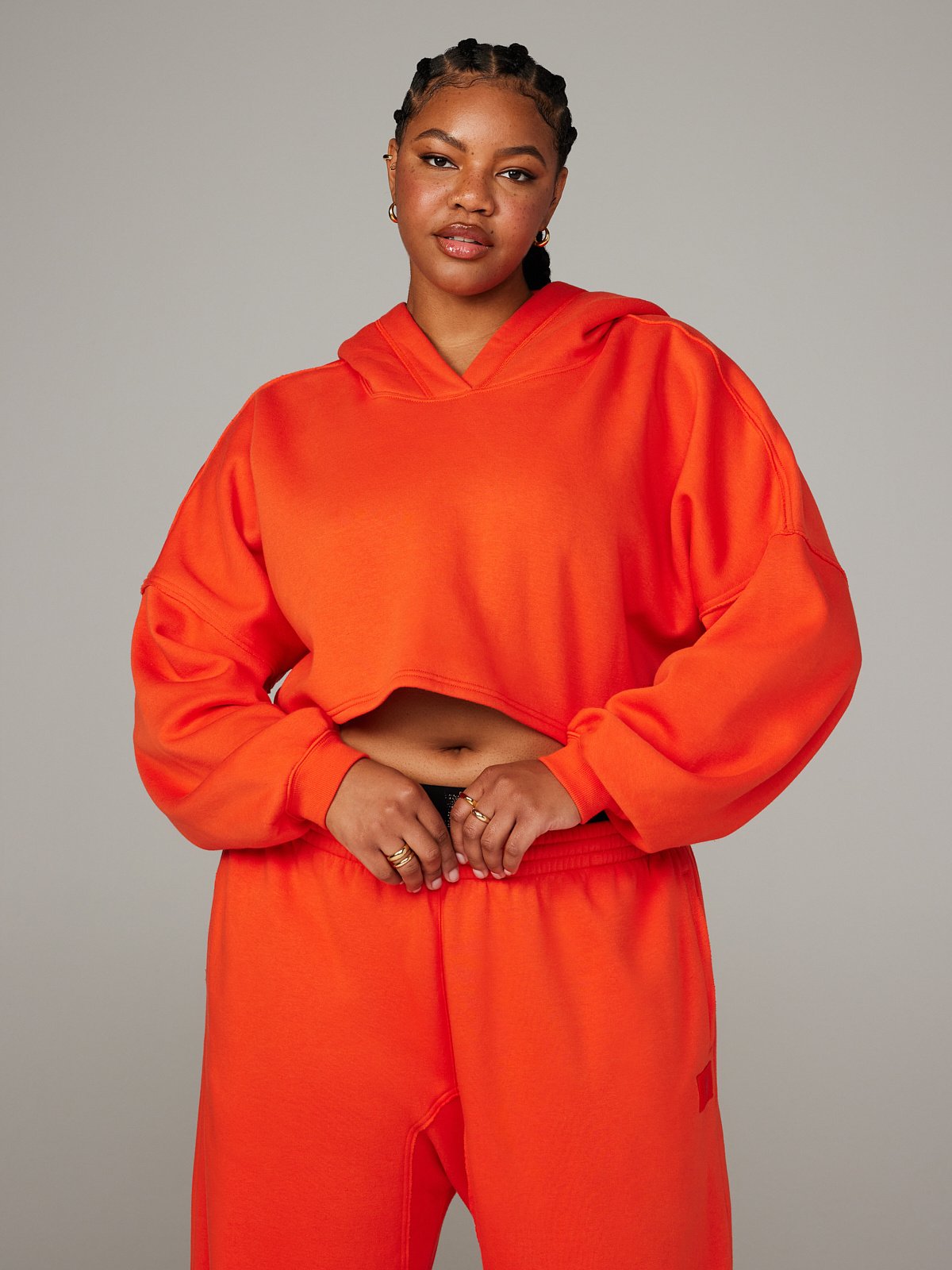 XSSENTIAL-CROPPED-HOODIE-SB2354599-6890-1-1200×1600