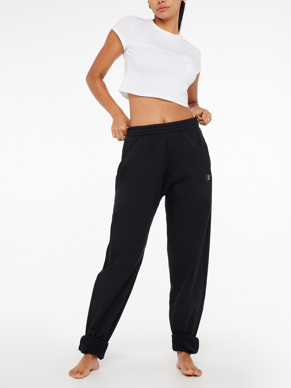 XSSENTIAL-OVERSIZED-ROLLED-CUFF-JOGGER-PS2354779-0687-1-1200×1600